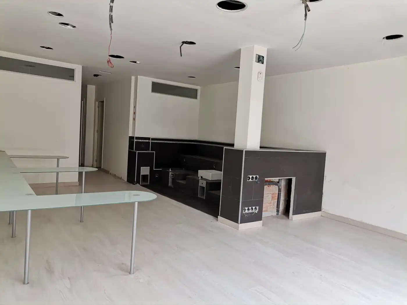 Gewerbefläche zur Miete in Avenida Banys, imagen 10