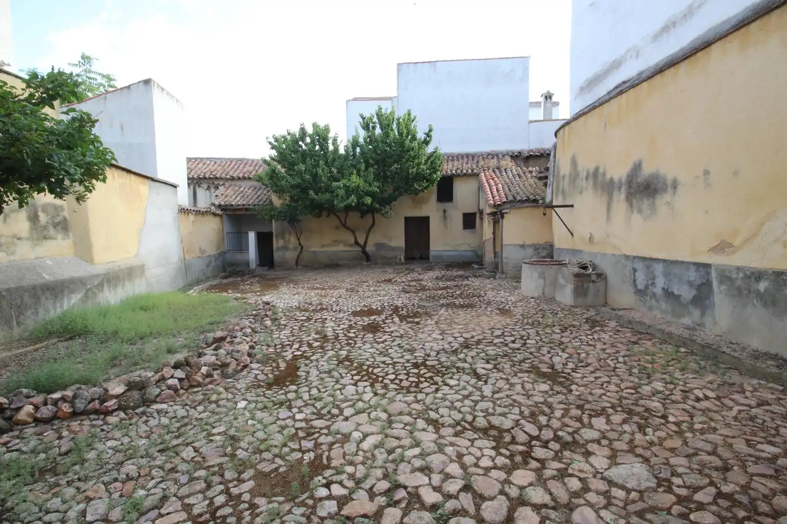 Vista exterior de Casa o chalet en venta en Almodóvar del Campo con Terraza y Amueblado