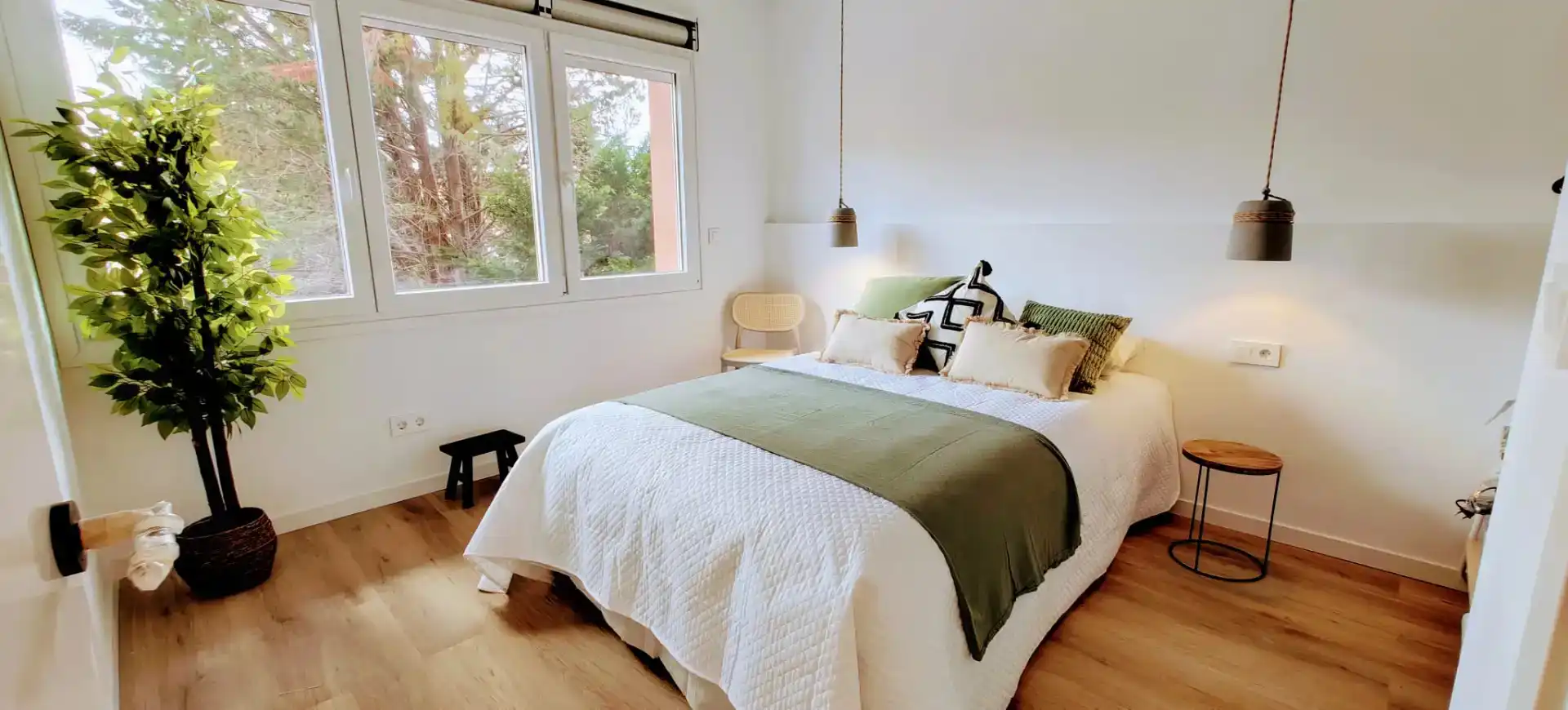 Bedroom of Flat for rent in Sabadell  with Air Conditioner, Heating and Parquet flooring
