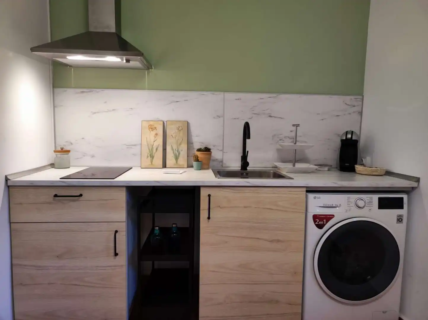 Cuina de Apartament per a compartir en Chiclana de la Frontera amb Aire condicionat, Terrassa i Moblat