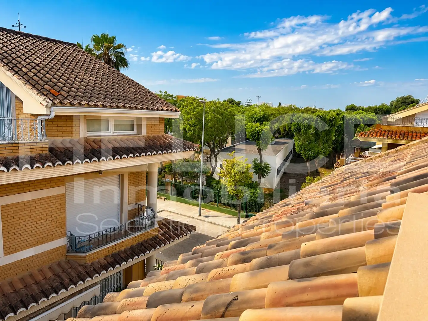 Vista exterior de Casa o chalet en venta en Sedaví con Aire acondicionado, Calefacción y Parquet