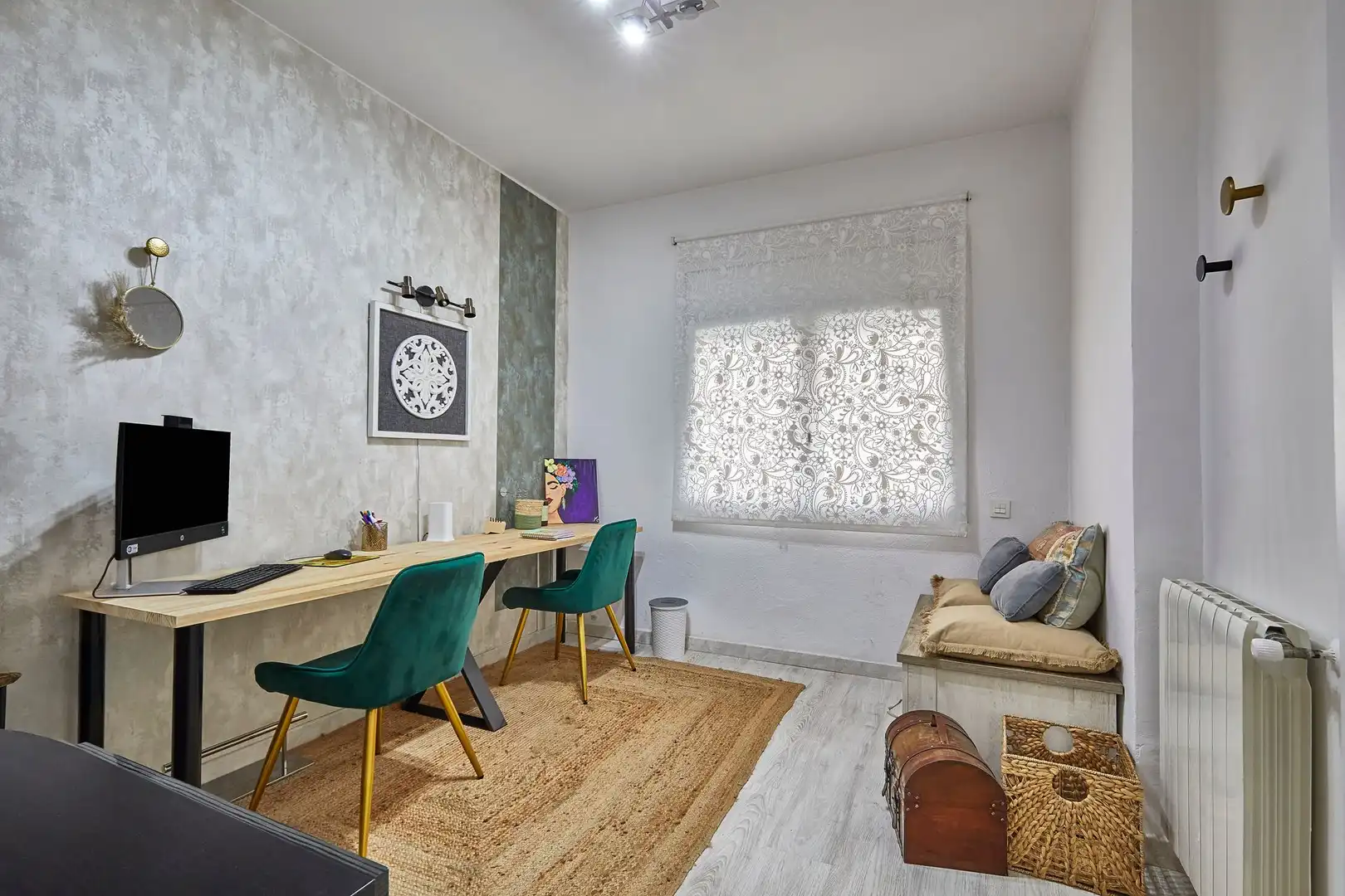 Habitación de Casa adosada en venta en Terrassa con Aire acondicionado, Calefacción y Parquet
