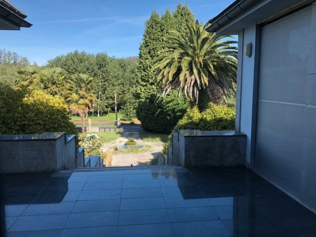 Jardí de Casa o xalet en venda en Boqueixón amb Calefacció, Jardí privat i Terrassa