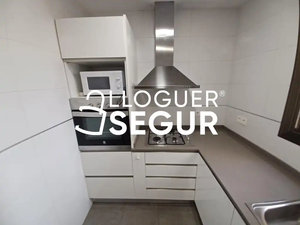 Flat for rent in Badalona, Barcelona