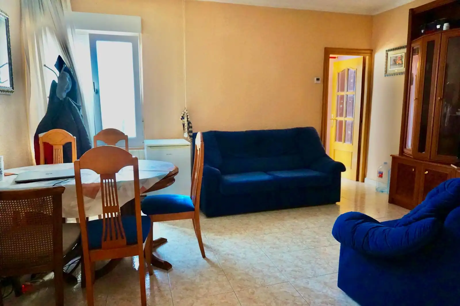 Sala d'estar de Pis en venda en Ávila amb Calefacció, Terrassa i Moblat