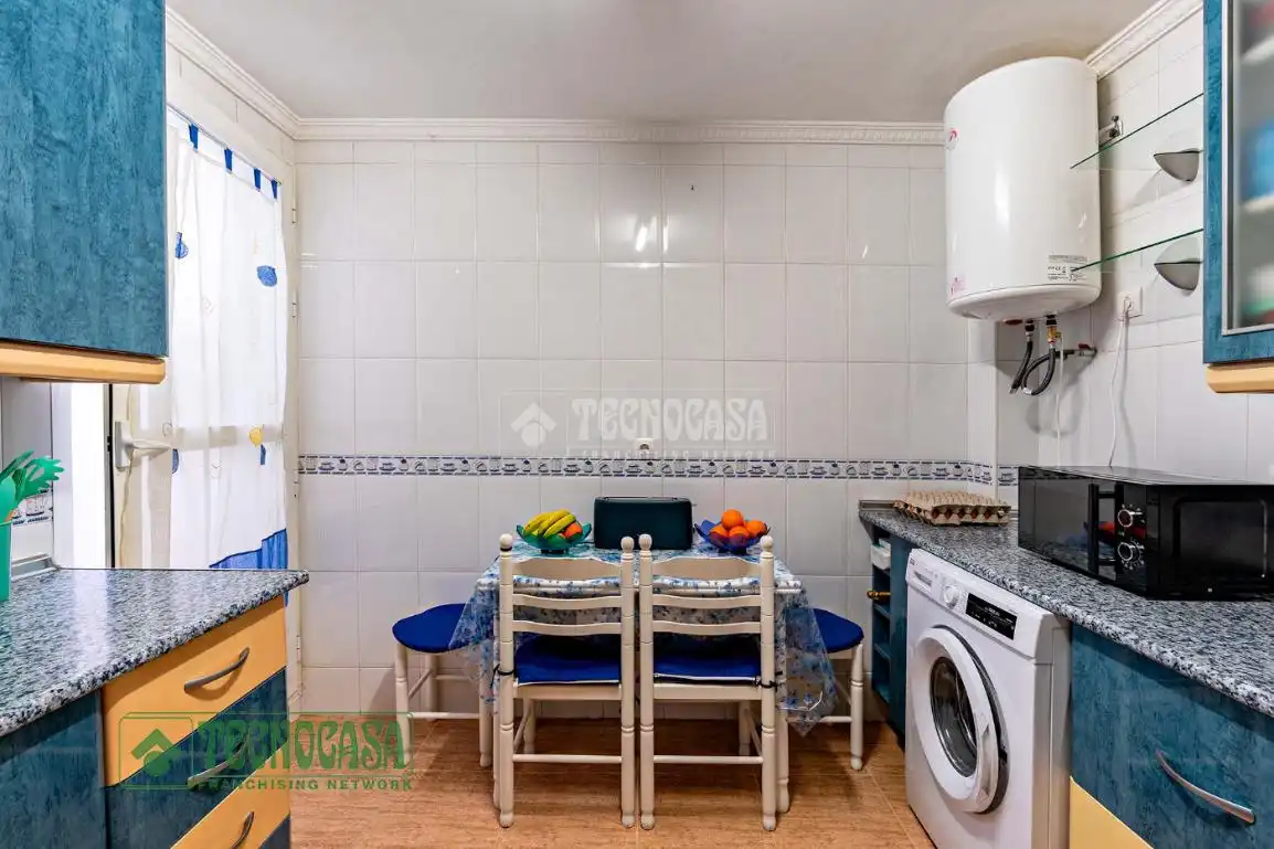 Cocina de Piso en venta en Roquetas de Mar con Aire acondicionado, Calefacción y Amueblado