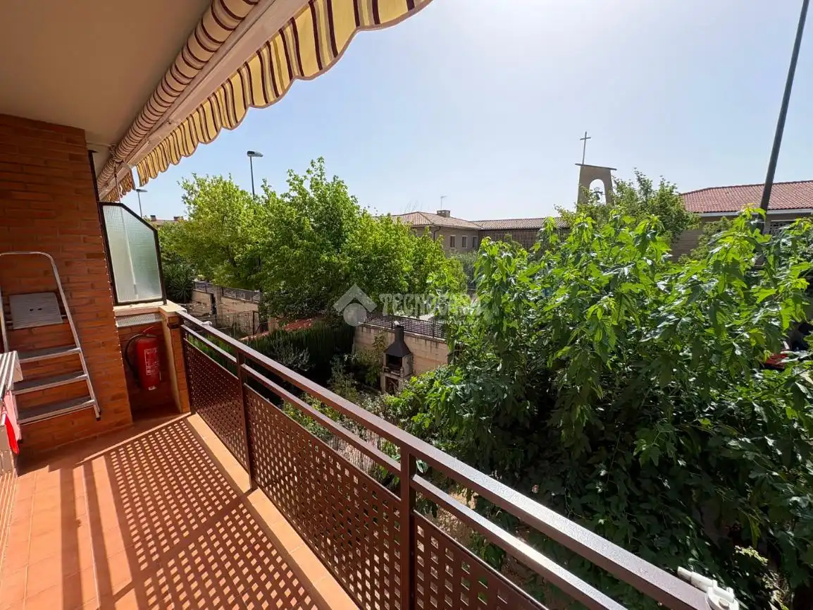 Terraza de Casa adosada en venta en Zaragoza con Terraza