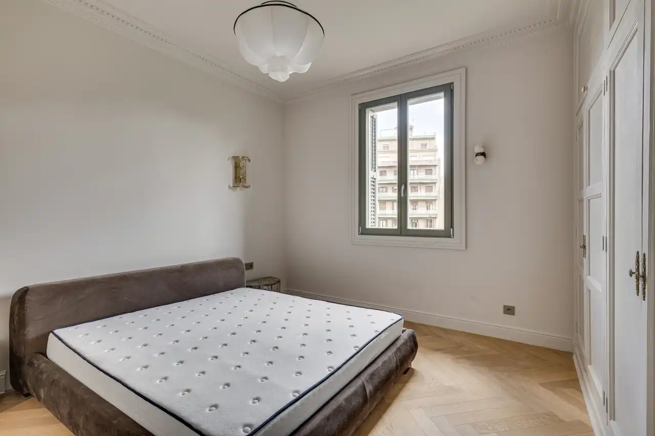 Schlafzimmer von Wohnungen zum Verkauf in Barcelona mit Klimaanlage, Heizung und Parkett
