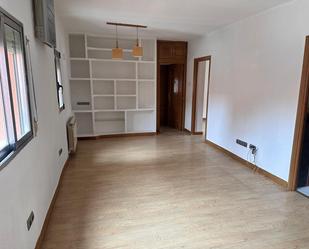 Sala d'estar de Pis en venda en  Madrid Capital amb Calefacció