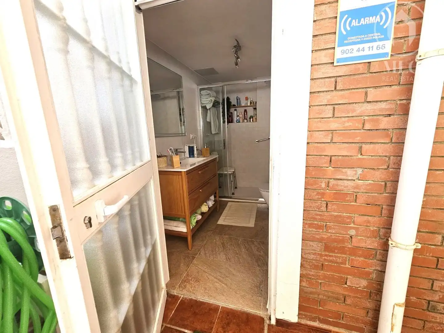 Baño de Casa adosada en venta en Alhaurín de la Torre con Aire acondicionado y Amueblado