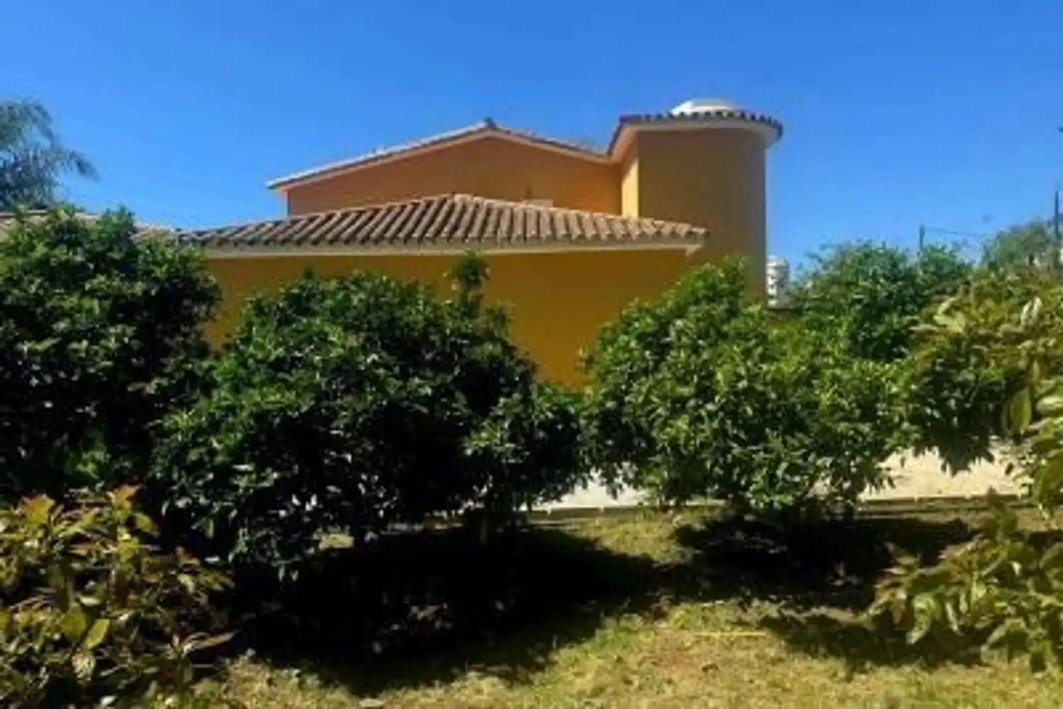 Vista exterior de Casa o chalet en venta en Marbella con Calefacción, Jardín privado y Trastero