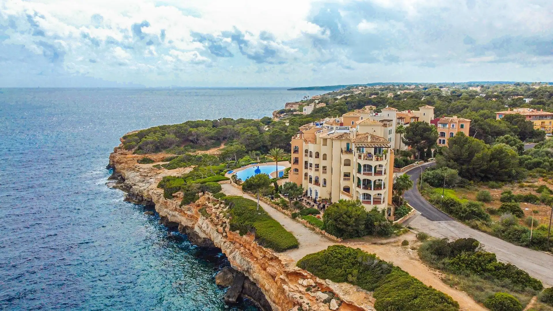 Vista exterior de Piso en venta en Llucmajor con Aire acondicionado, Jardín privado y Terraza