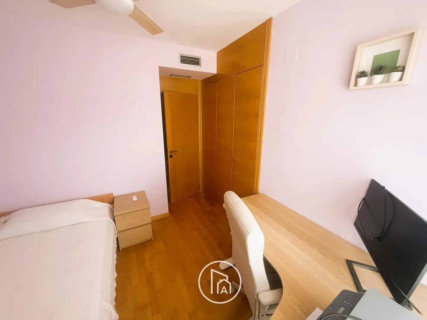 Bedroom of Flat for sale in Paterna  with Parquet flooring