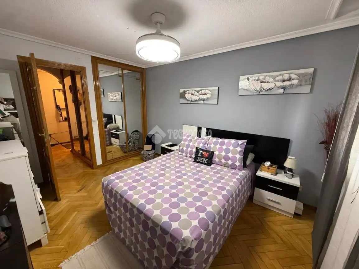 Habitación de Piso en venta en Madrid con Calefacción y Amueblado
