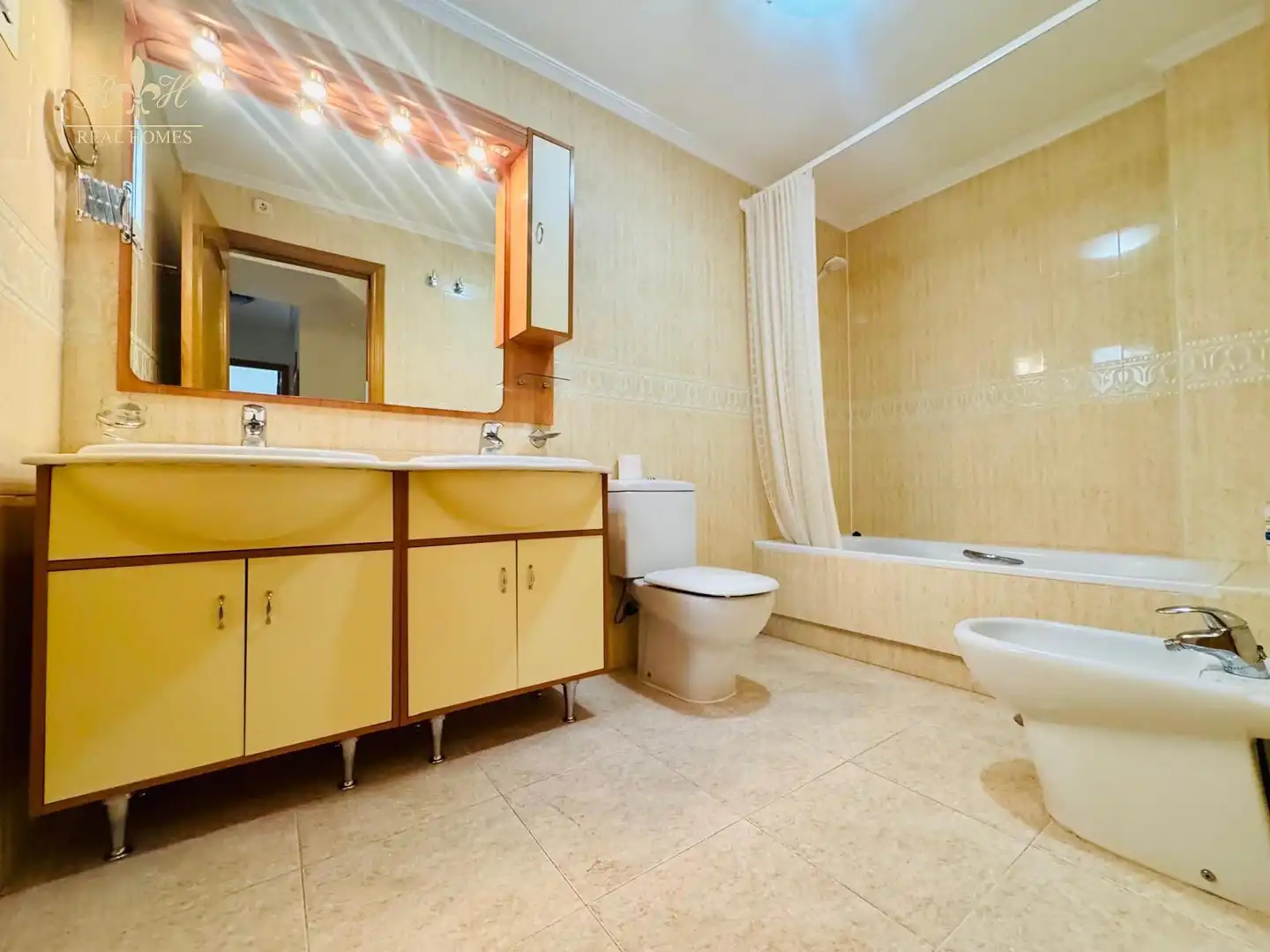 Baño de Casa adosada de alquiler en Altea con Aire acondicionado, Terraza y Piscina