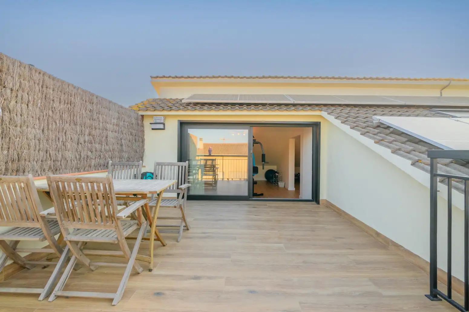 Terrassa de Casa o xalet en venda en Viladecans amb Aire condicionat, Calefacció i Parquet
