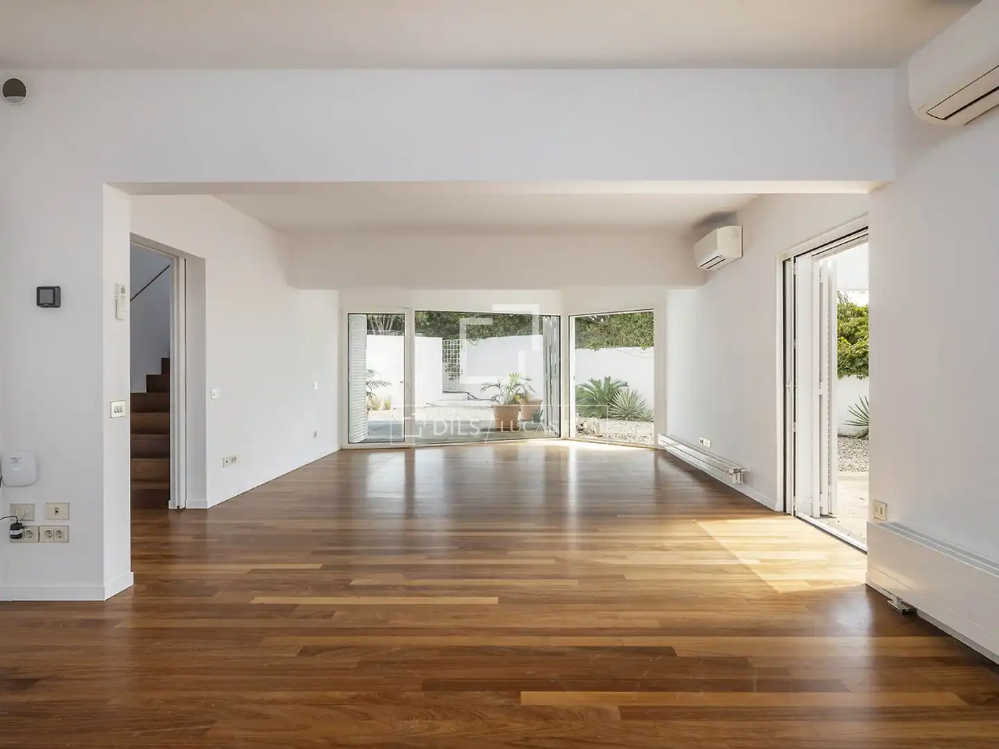 Sala de estar de Casa o chalet de alquiler en Barcelona con Aire acondicionado, Calefacción y Parquet