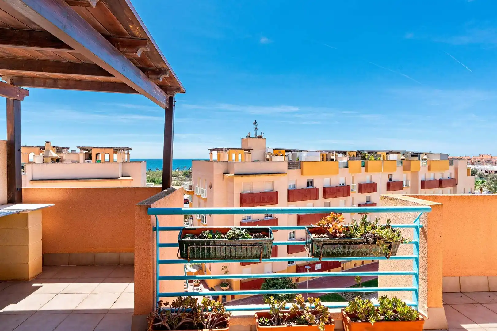 Terraza de Ático en venta en El Ejido con Aire acondicionado, Terraza y Trastero