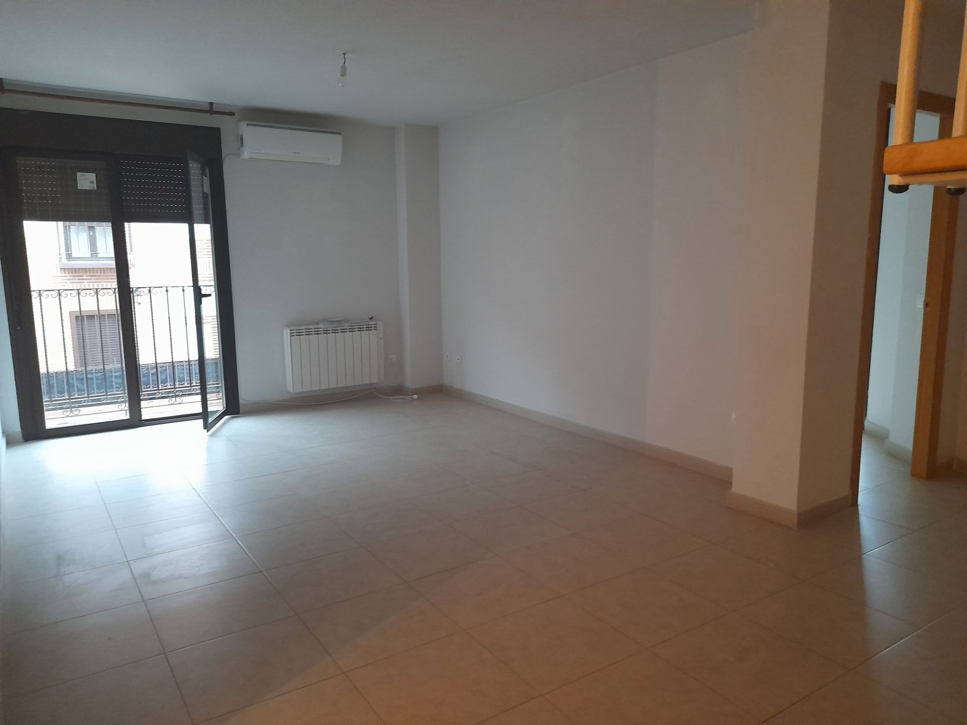 Duplex for sale in Valdeavero  with Air Conditioner, Heating and Oven
