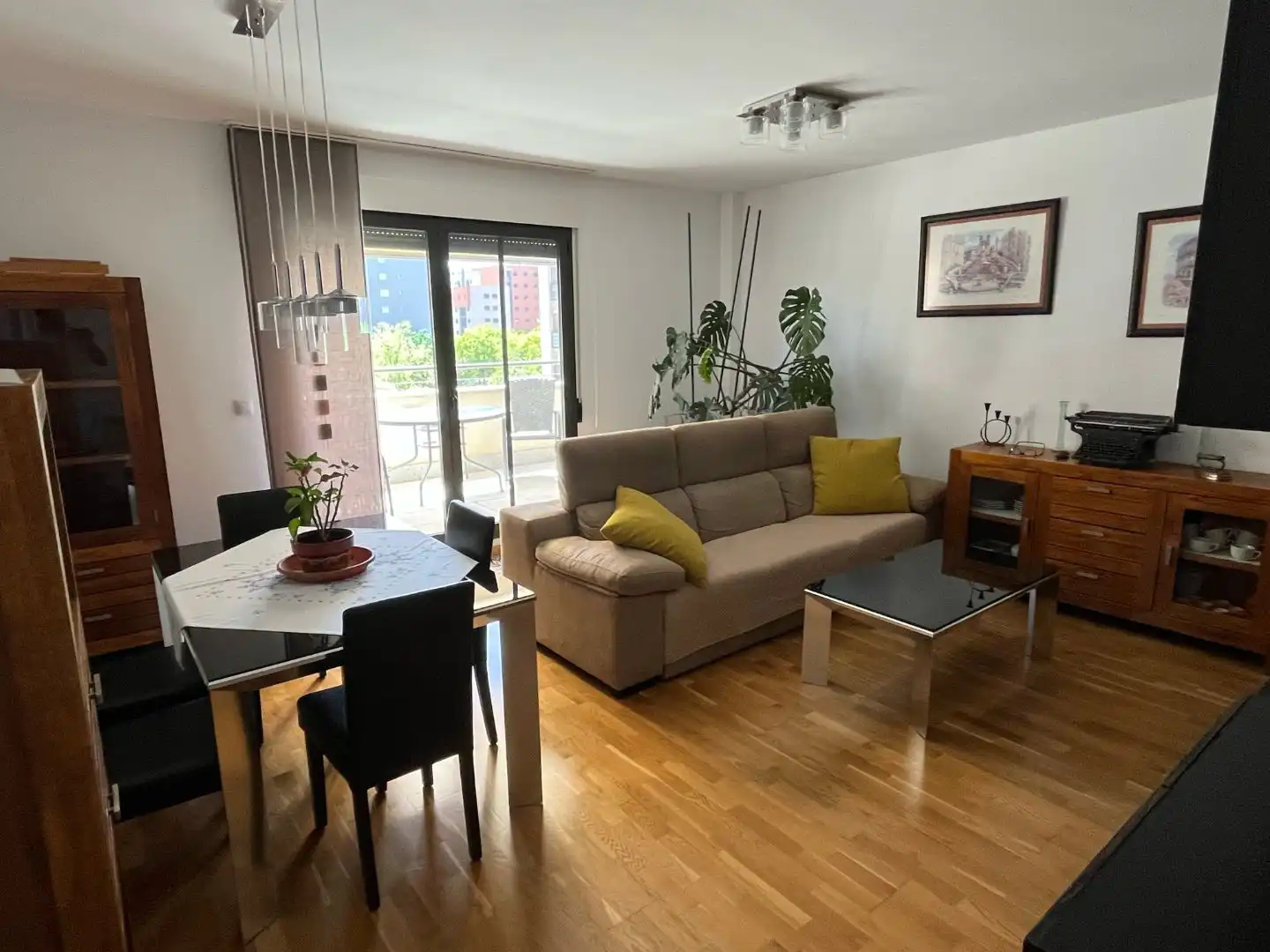 Living room of Flat for sale in  Albacete Capital  with Air Conditioner, Terrace and Balcony