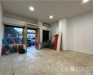 Premises for sale in Montequinto