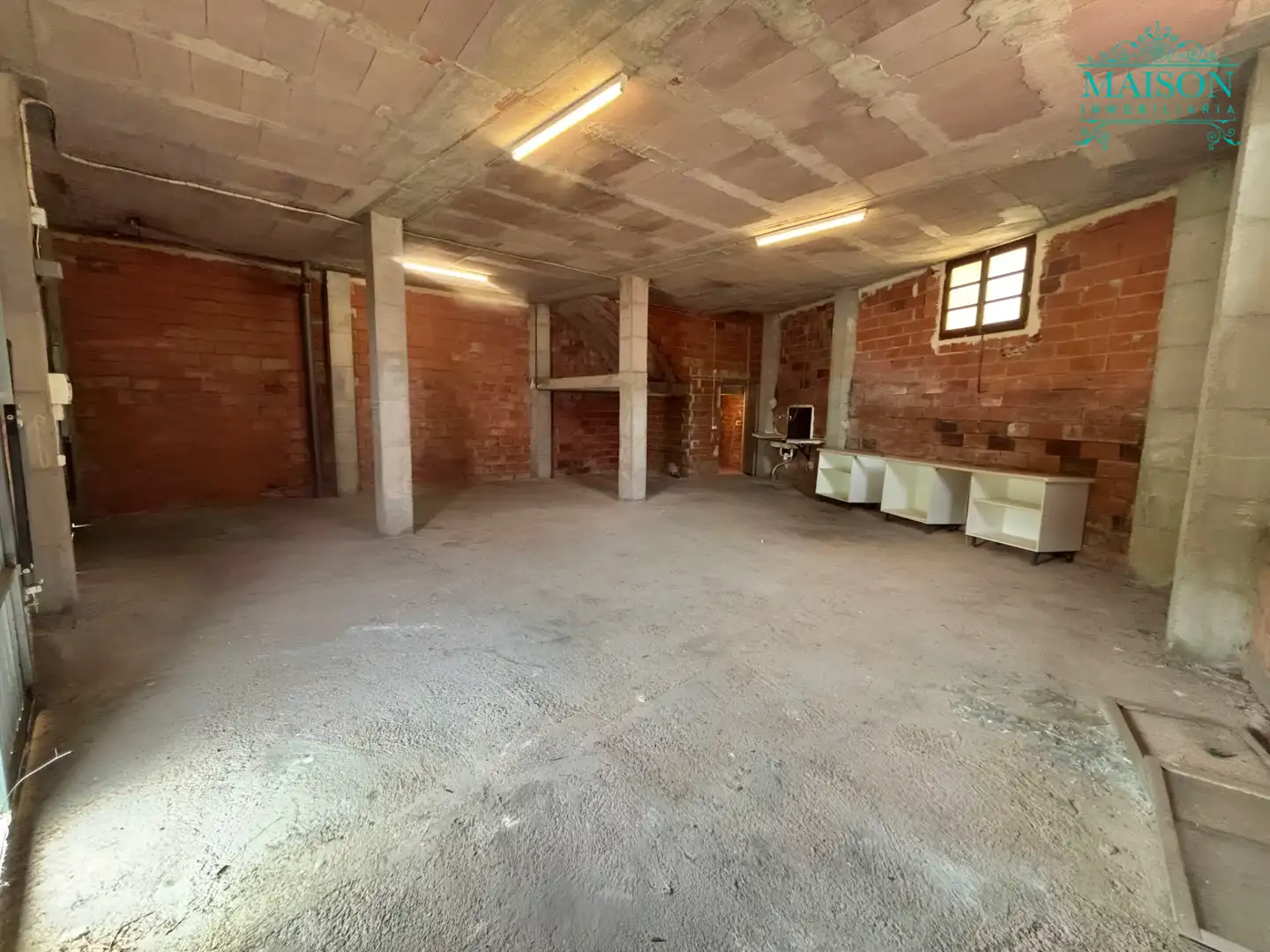 Casa adosada en venda en Eslida