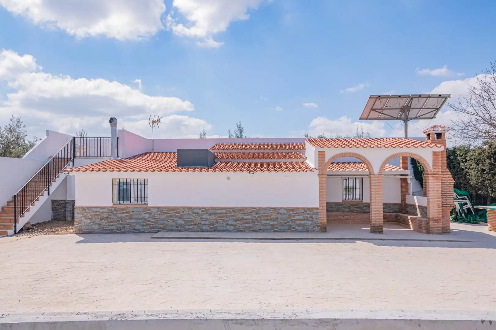Vista exterior de Finca rústica de alquiler en Chauchina con Aire acondicionado, Terraza y Trastero