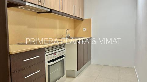 Foto 2 de Planta baja de alquiler en Carrer D'esteve Albert, Via Europa - Parc Central, Mataró