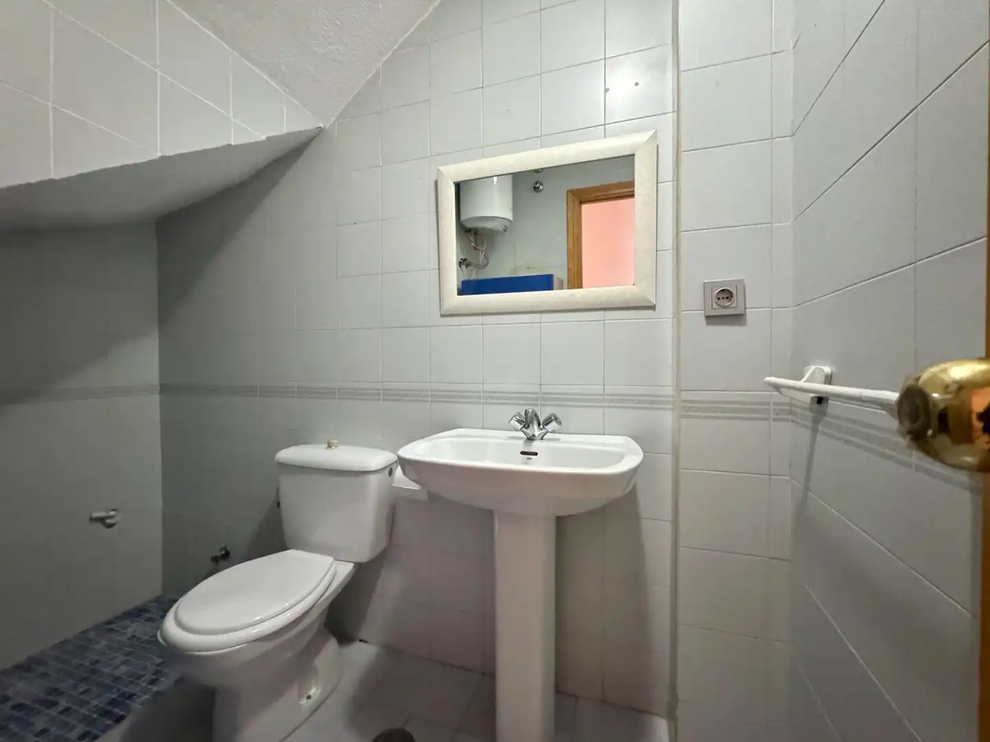 Bany de Casa adosada en venda en Pulianas amb Traster, Balcó i Piscina comunitària