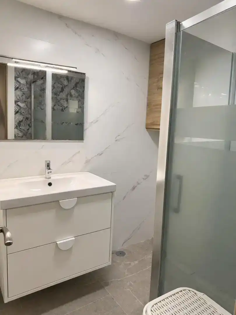 Bany de Apartament en venda en Alicante / Alacant amb Aire condicionat i Balcó