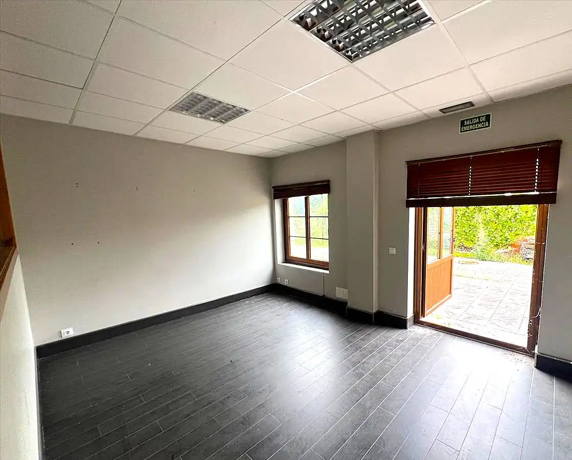 Casa adosada en venta en Arteixo con Jardín privado y Parquet