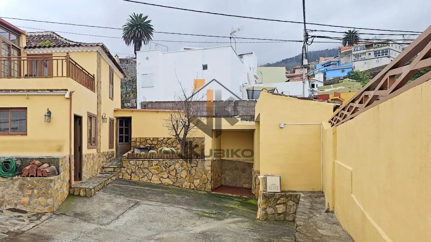 Vista exterior de Casa o chalet en venta en La Victoria de Acentejo con Jardín privado y Terraza