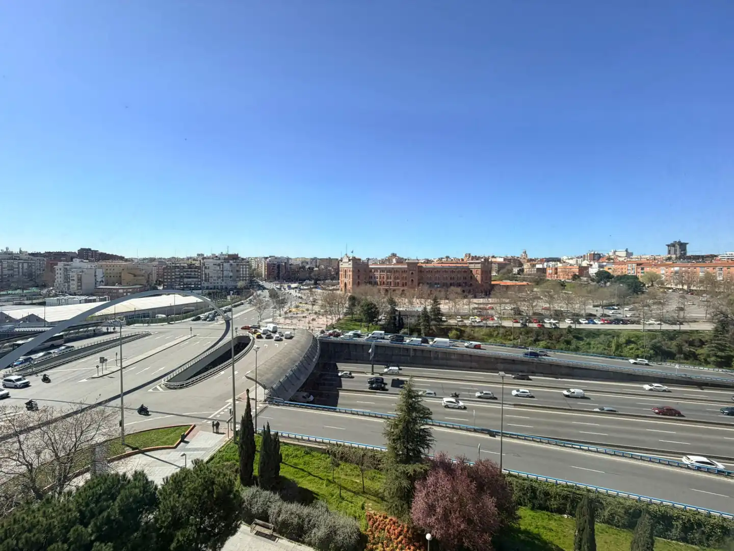 Vista exterior de Apartament en venda en Madrid amb Aire condicionat, Calefacció i Traster