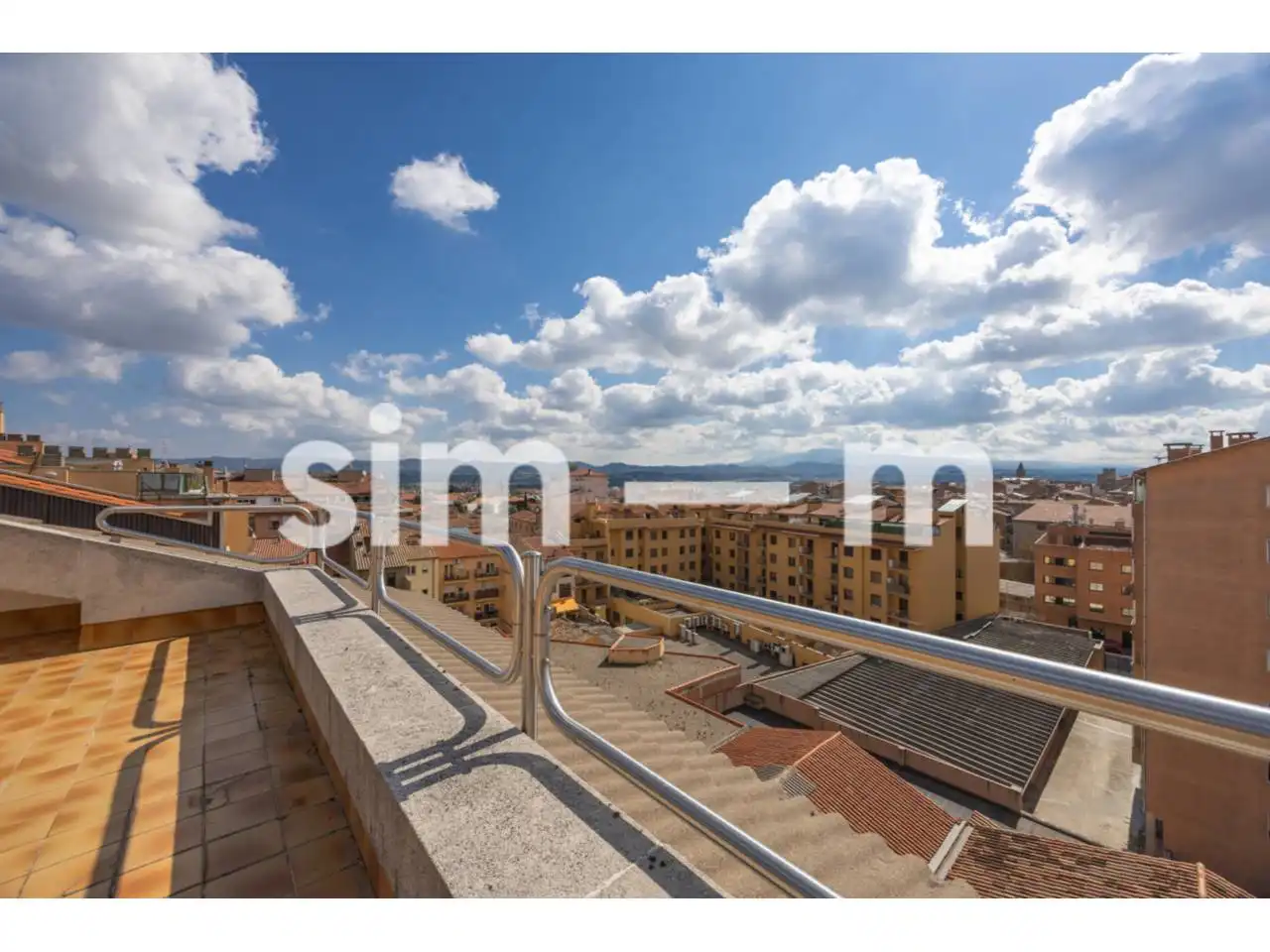 Terraza de Dúplex en venta en Vic con Calefacción, Terraza y Trastero