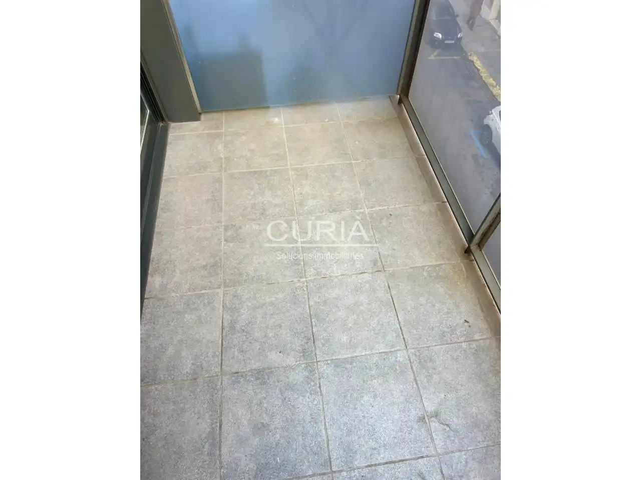 Apartament amb terrassa de lloguer a Instituts - Universitat, imagen 4