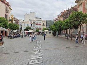 Pis amb balcó en venda a Casco Antiguo