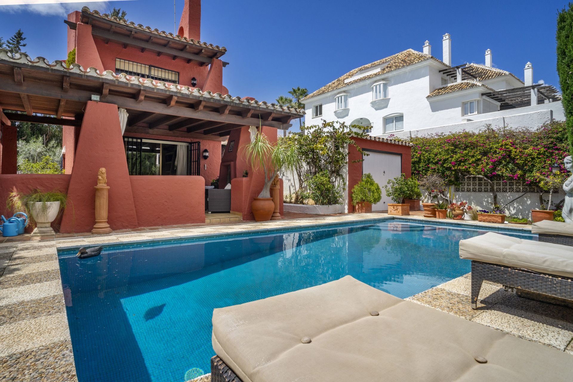 Garden of House or chalet for sale in Marbella  with Air Conditioner, Private garden and Terrace