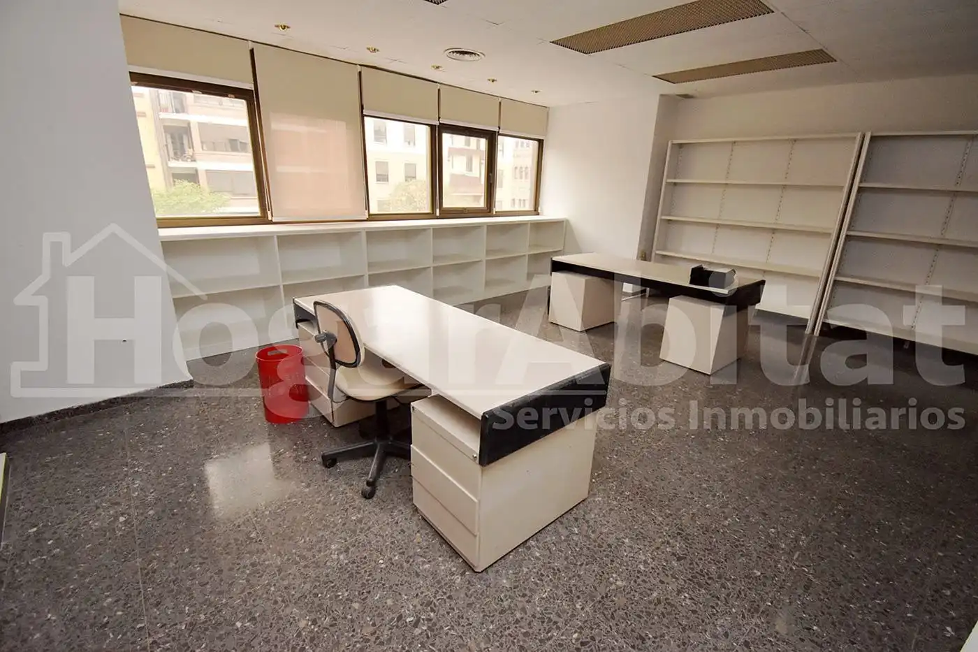 Oficina en venta en Castellón de la Plana / Castelló de la Plana con Aire acondicionado y Amueblado