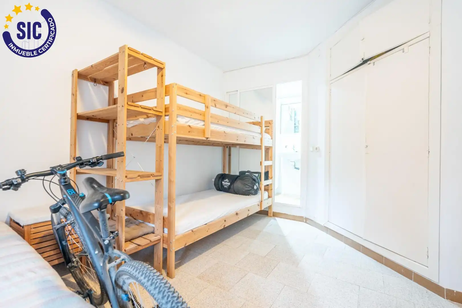 Bedroom of Apartments for sale in Valencia  with Air Conditioner, Heating and Private garden