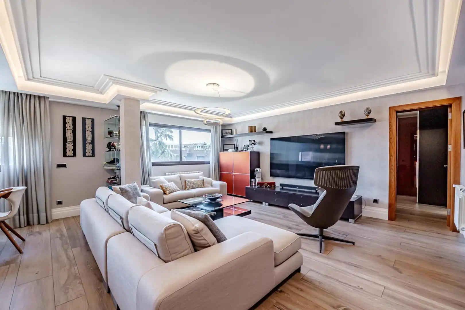 Sala d'estar de Àtic en venda en Pozuelo de Alarcón amb Aire condicionat, Calefacció i Jardí privat