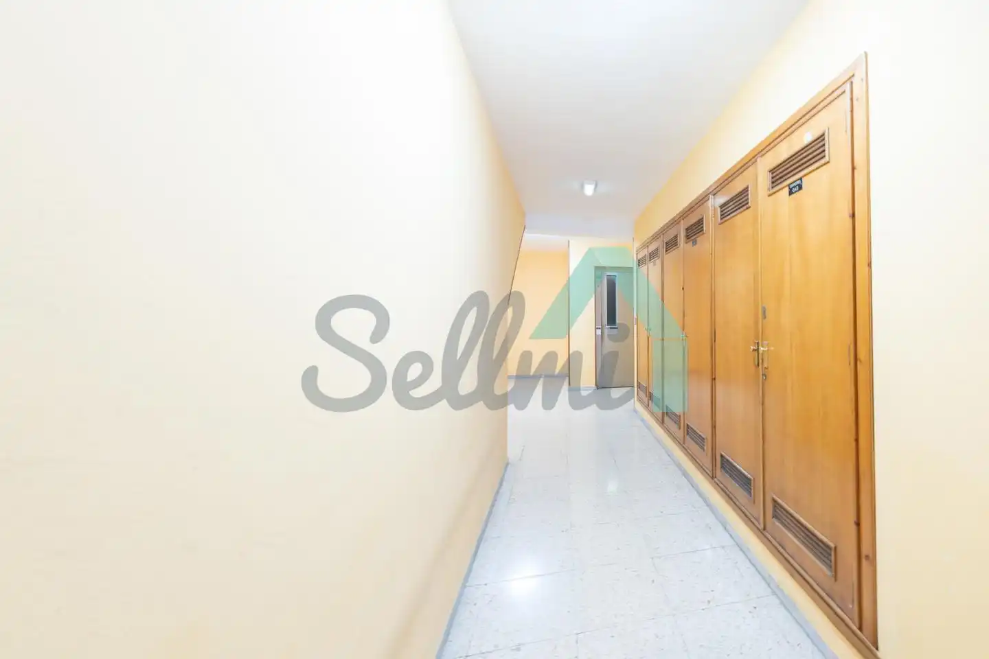 Flat for rent in Llano Ponte, Milán - Pumarín