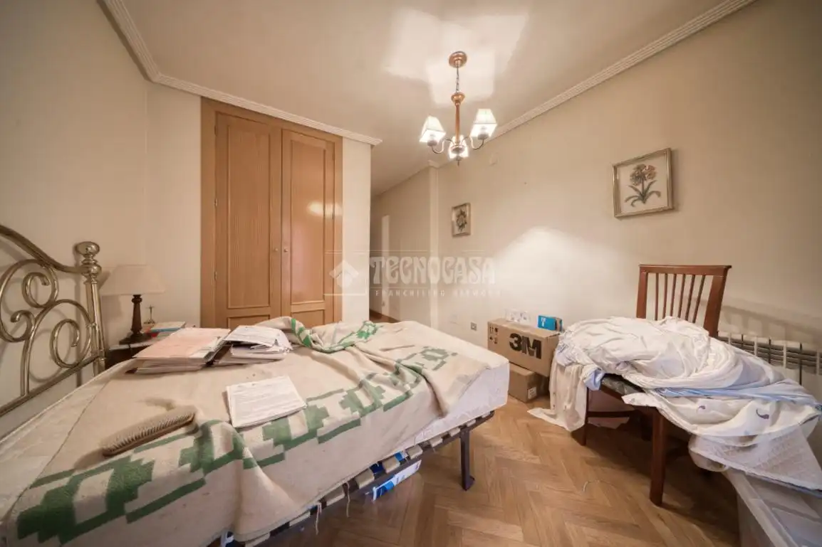 Habitación de Piso en venta en Valladolid con Aire acondicionado y Terraza