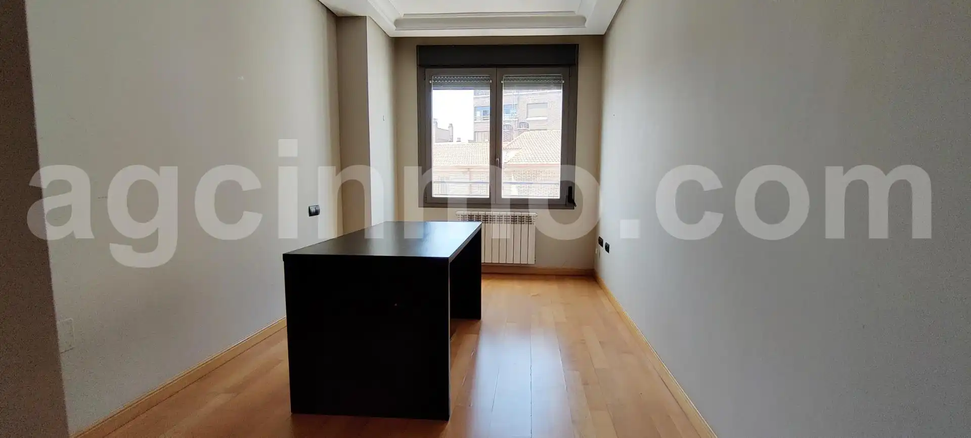 Bedroom of Flat for sale in Valladolid  with Air Conditioner, Heating and Terrace