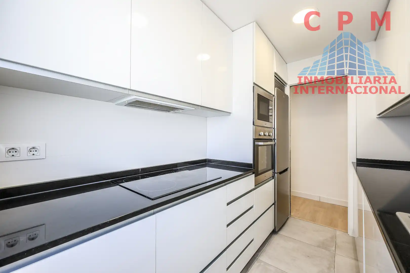 Kitchen of Flat for rent in Madrid  with Air Conditioner, Heating and Parquet flooring