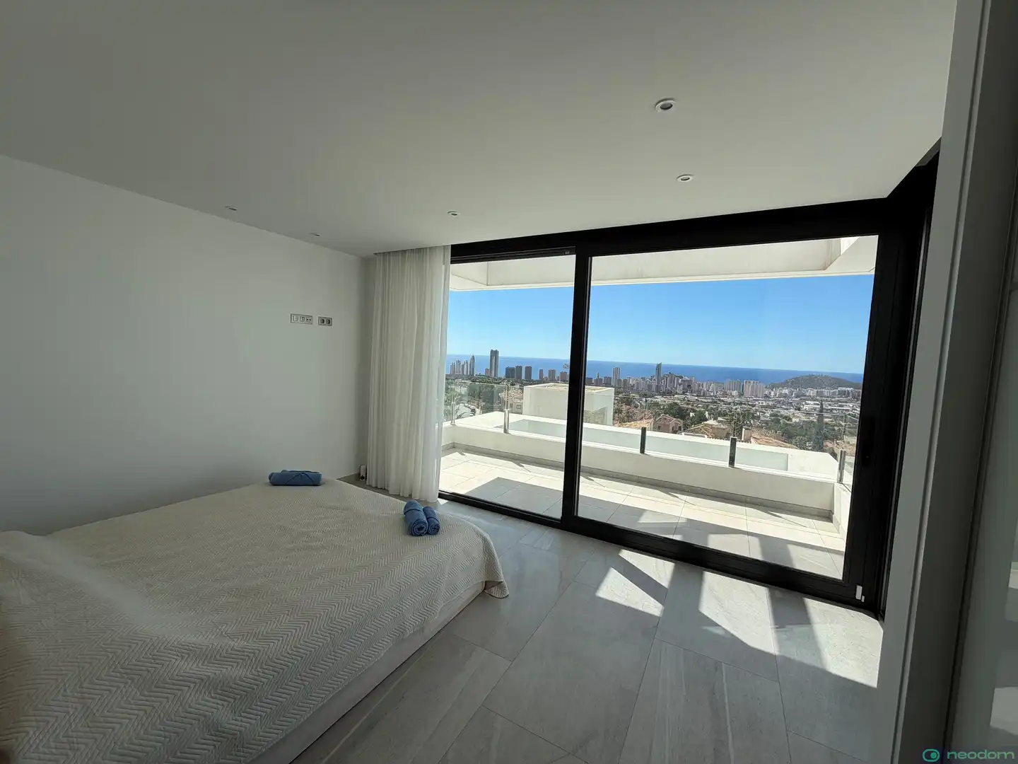 Habitación de Casa o chalet de alquiler en Finestrat con Aire acondicionado, Calefacción y Terraza