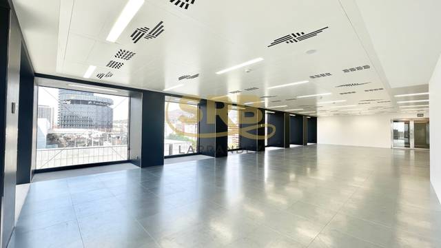 Oficina en Alquiler en Avinguda Diagonal en Barri de les Corts
