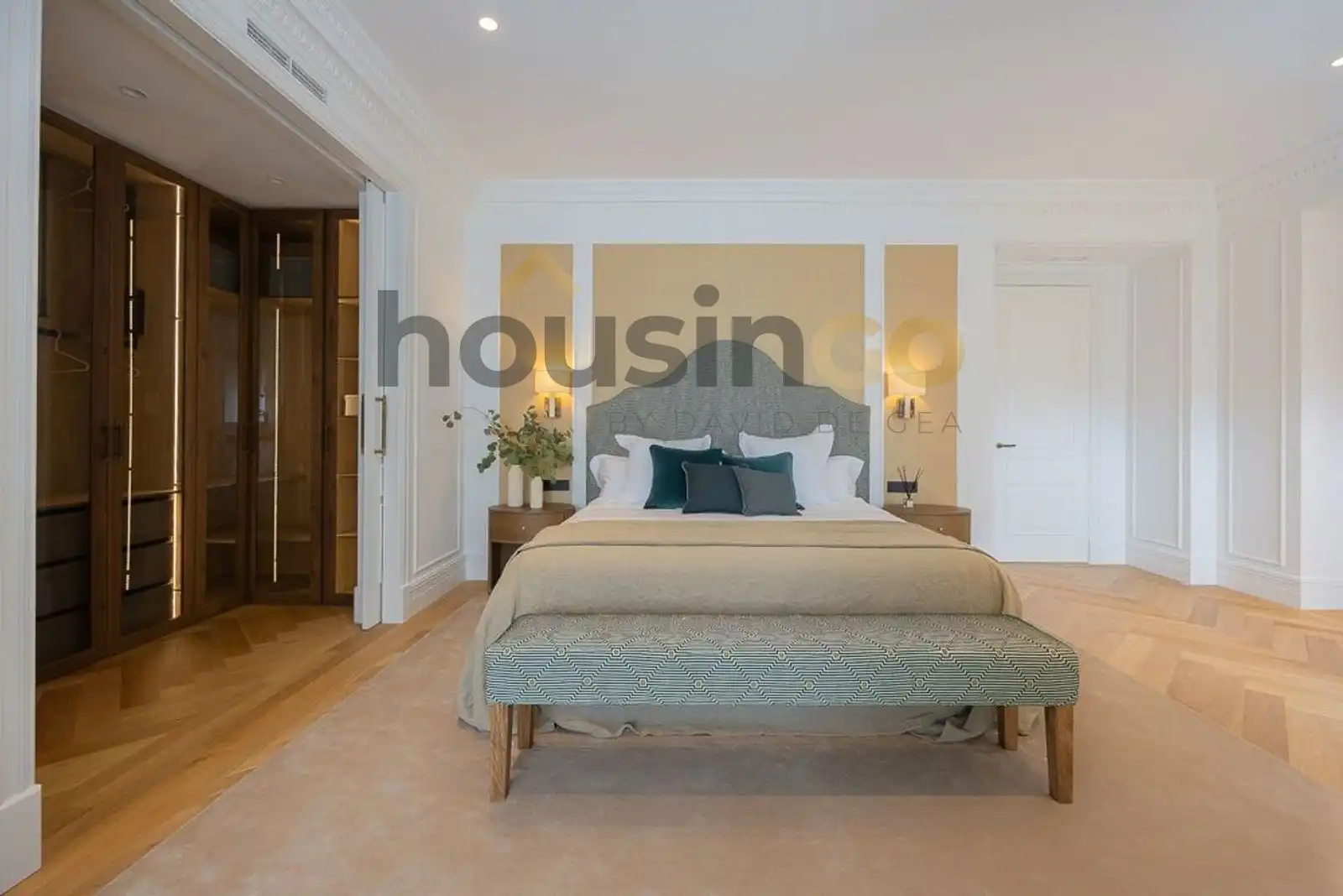 Bedroom of Flat for sale in Madrid  with Air Conditioner, Heating and Parquet flooring