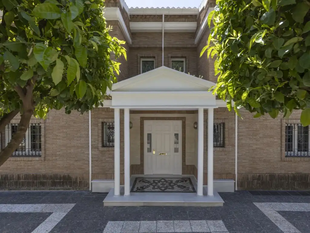 Exterior view of Houses for sale in Granada