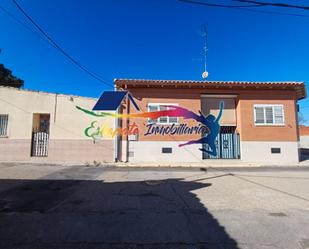 Vista exterior de Casa o xalet en venda en Villacañas amb Moblat