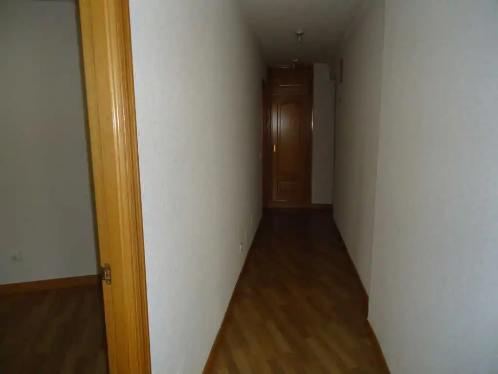 Office for rent in Móstoles  with Air Conditioner